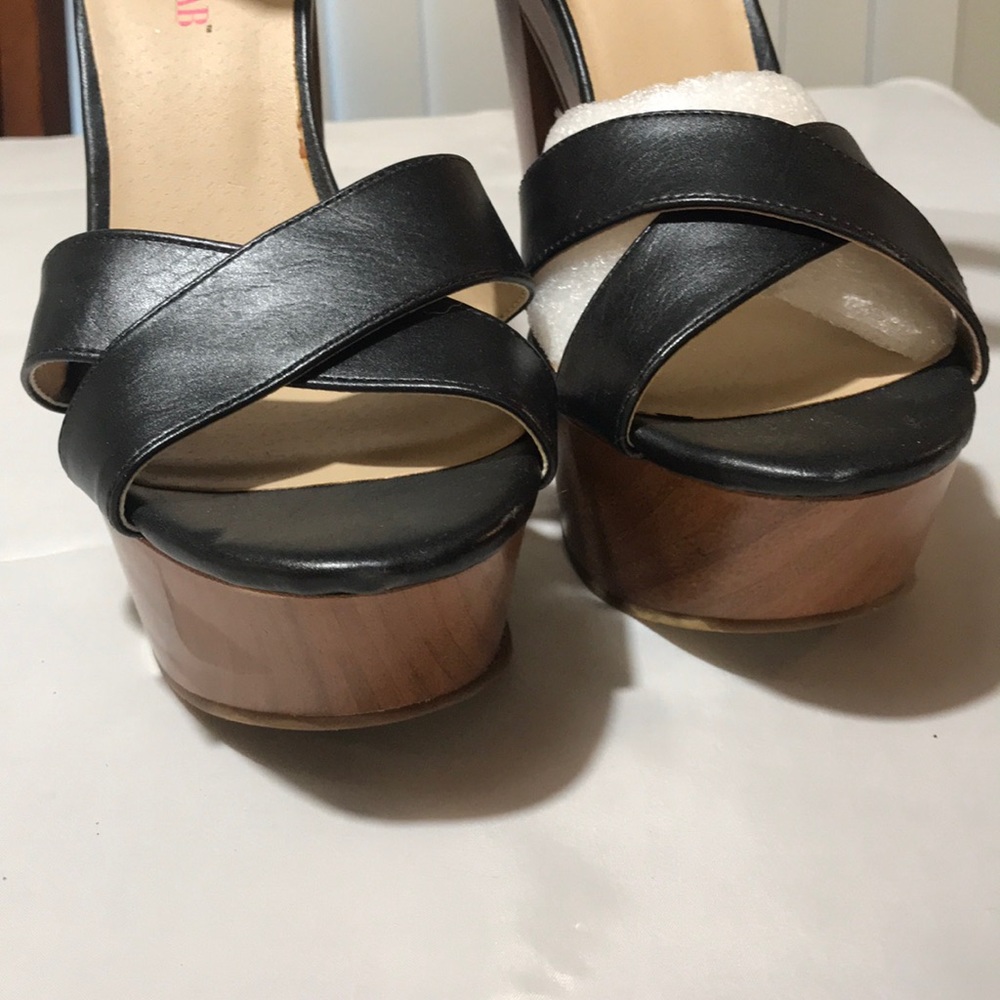 Justfab Platform Heels☀️ - Picture 2 of 8